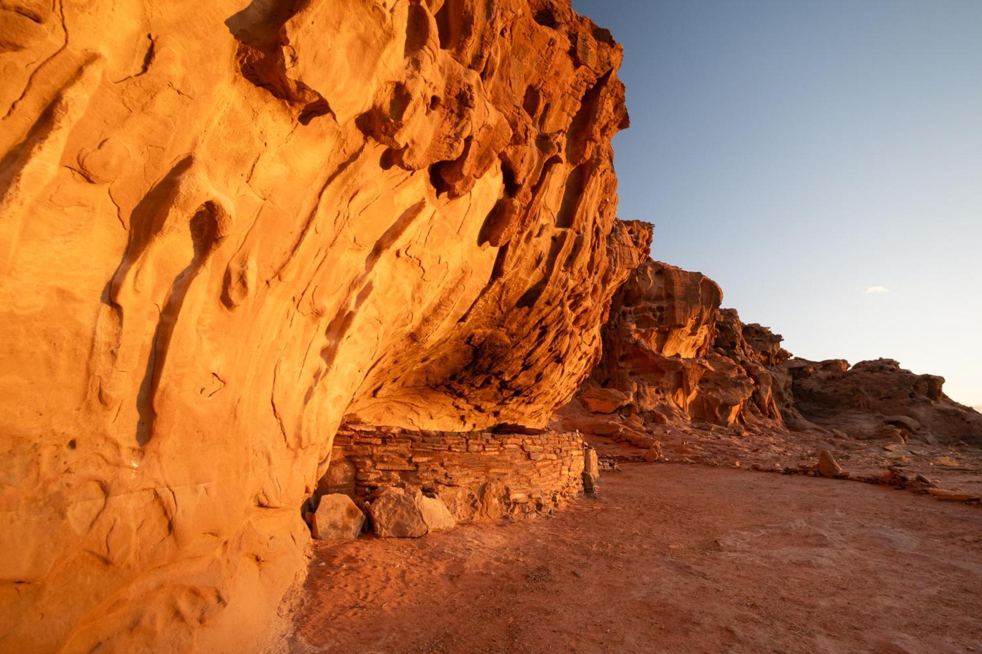 Wadi Rum Cave Camping Bagian luar foto
