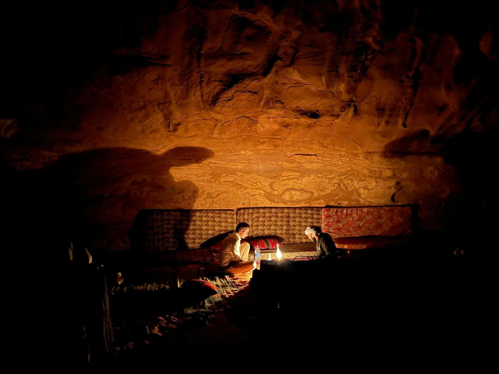 Wadi Rum Cave Camping Bagian luar foto